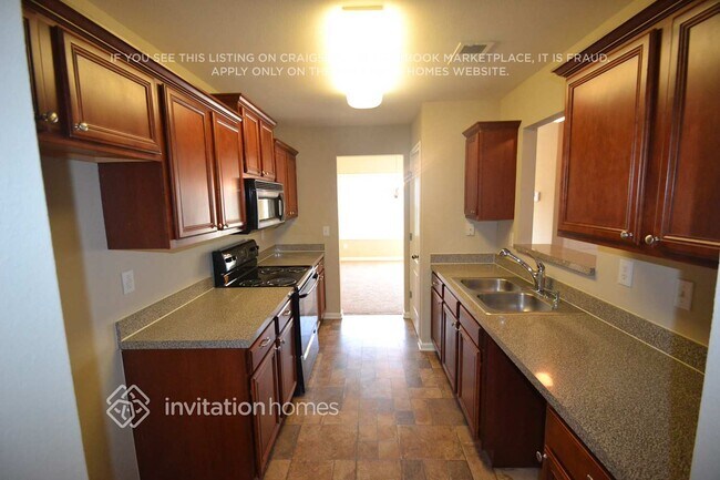 Foto del edificio - 6614 White Walnut Way