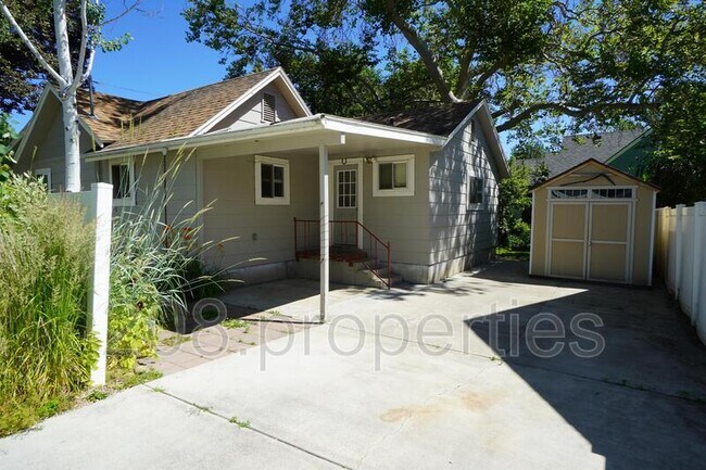 Building Photo - 5707 N Bogart Ln