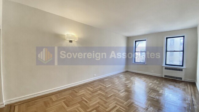 Building Photo - 55 Cooper Street