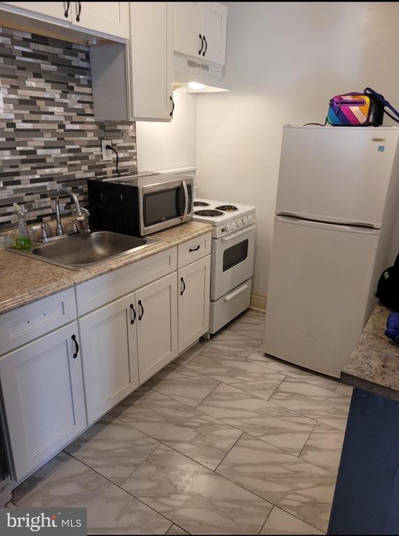 Foto principal - 2053 S Cecil St