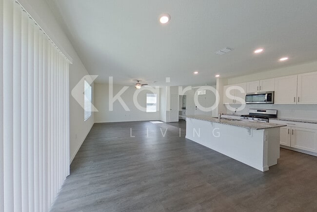 Building Photo - 32150 Katelin Cir