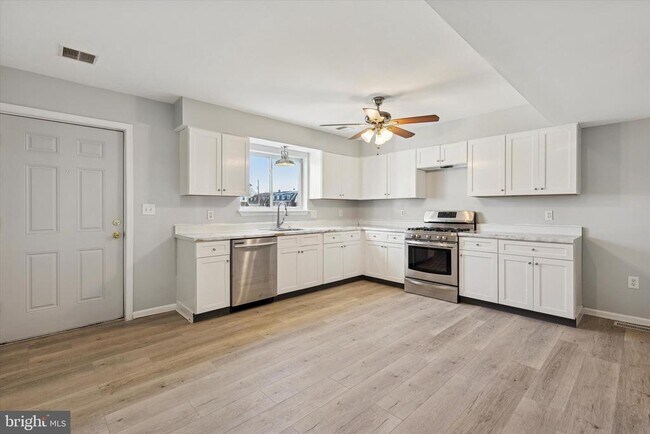 Foto del edificio - 908 Green St