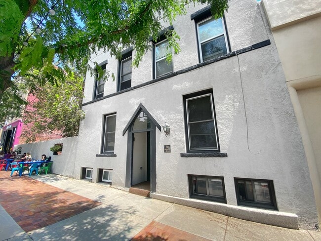 Main Entrance - 240 Main St Apartment
