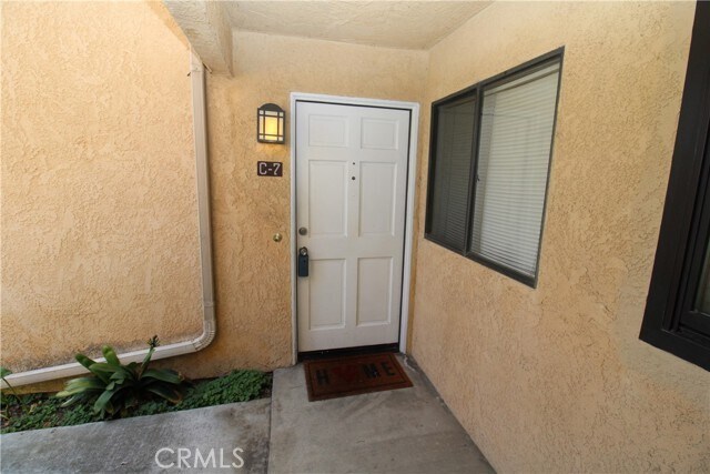 Foto del edificio - 17333 Brookhurst St