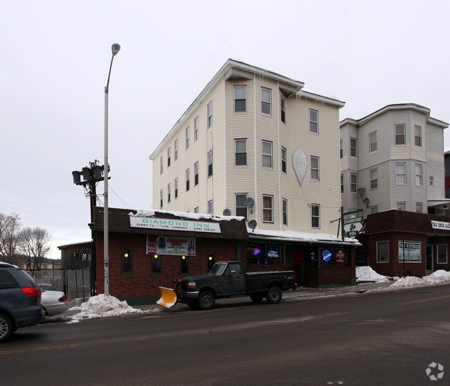 271 Grafton St, Worcester, MA 01604 Apartments Worcester, MA