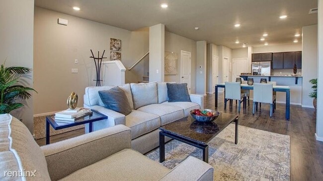 Building Photo - 16116 NW Pristine Ln