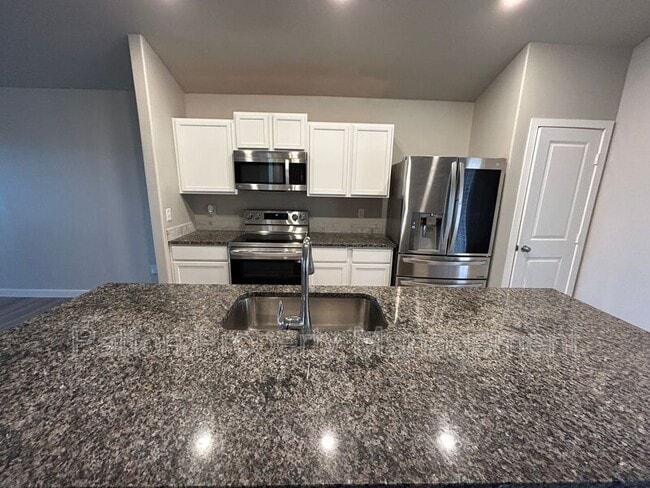 Foto del edificio - 6904 Athens St