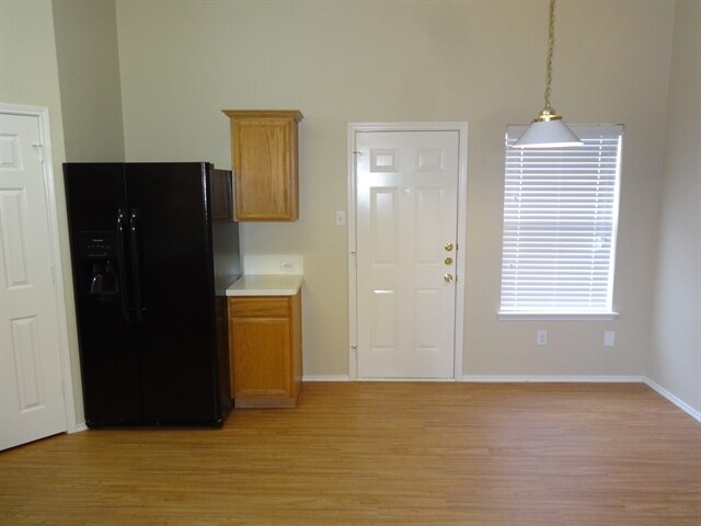 Building Photo - 721 Silverbrook Drive