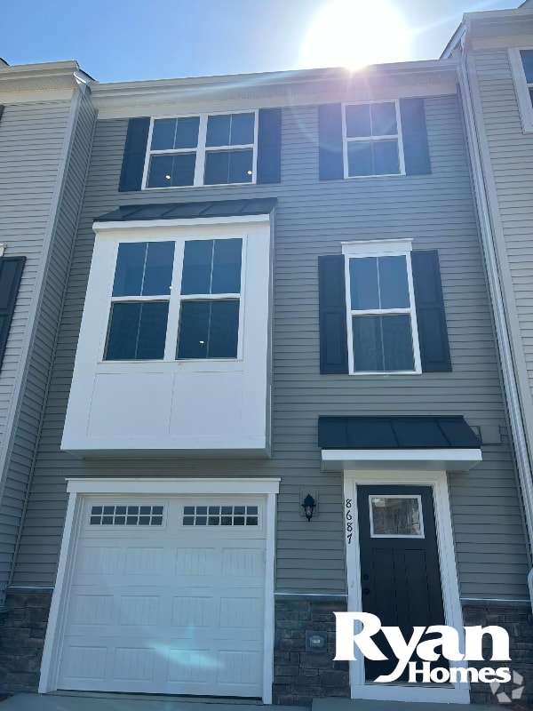 Building Photo - 8687 Stevenson Ln