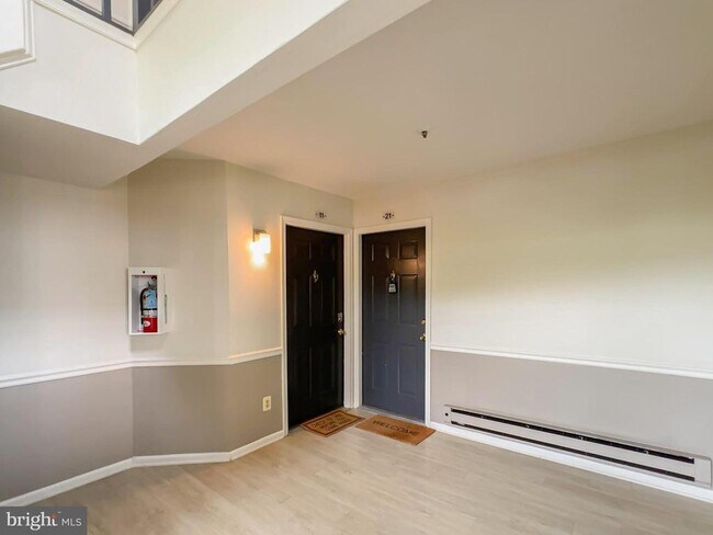 Foto del edificio - 7802 Spinnaker Rd