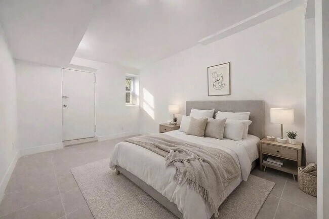 Foto del edificio - 518 E 83rd St