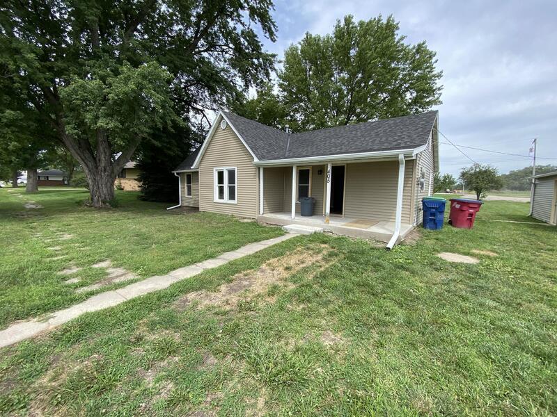 Primary Photo - 403 Ash St
