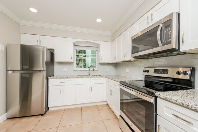 Foto del edificio - 4808 Reginald Rd