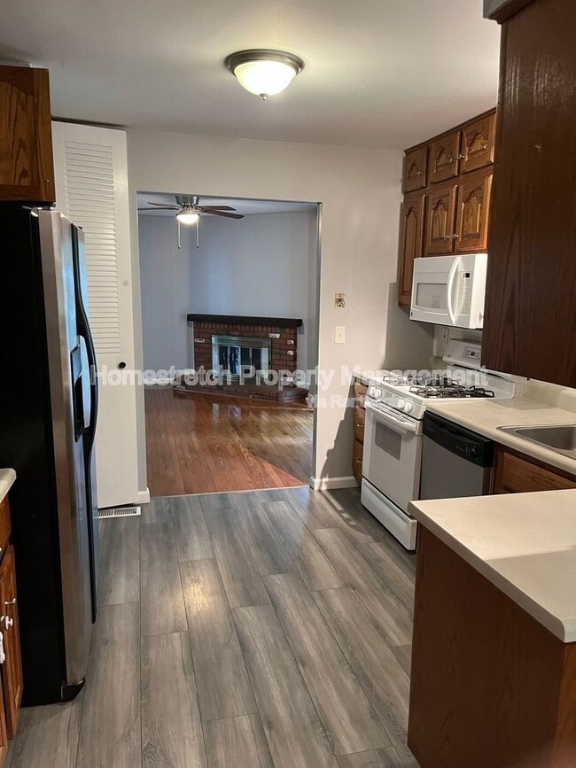 Building Photo - 1405 San Miguel Ln