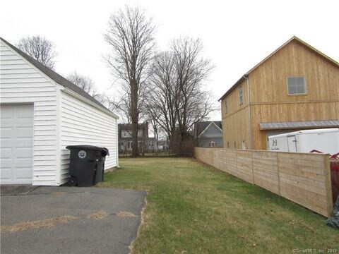 Building Photo - 20 Adams Ave