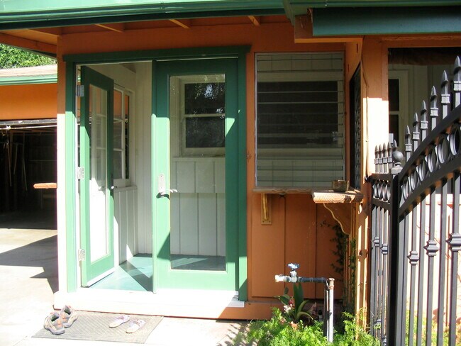 Entrada principal - 1375 Hill Dr