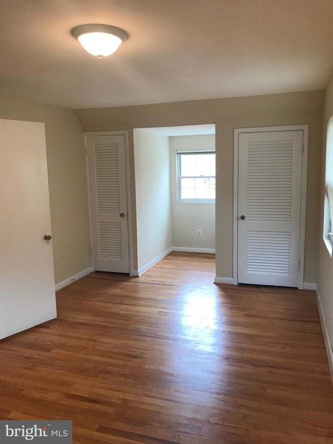 Building Photo - 8701 Brierly Ct