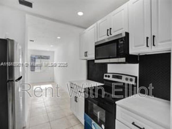 Photo - 708 N 20th Ave Apartment