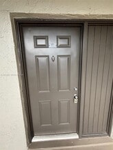 Building Photo - 210 NW 87th Ave