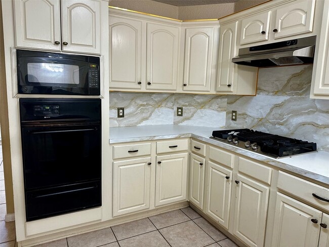 Foto del edificio - 12654 Stillington Dr
