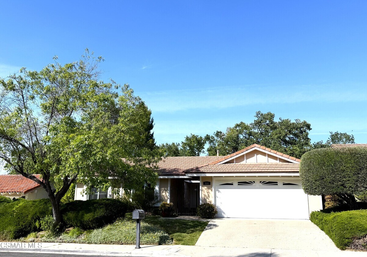 Foto principal - 850 Rim Crest Dr