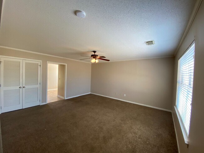 Foto del edificio - 11418-20 Oak Arbor Way
