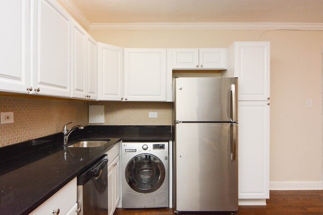 Foto del edificio - 3345 N Marshfield
