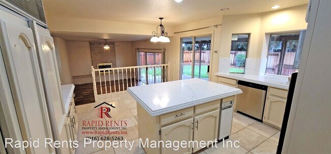 Building Photo - 4 br, 3 bath House - 9033 North Camden Drive