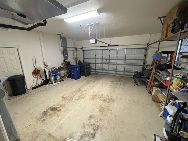 Foto del edificio - 322 Greenwood Lake Dr