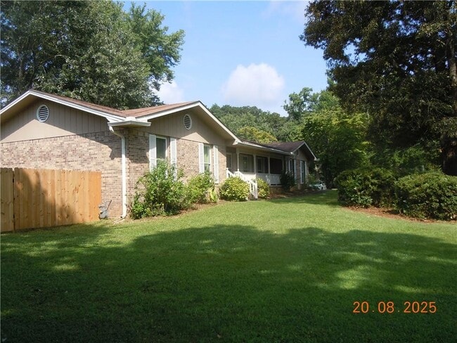 Building Photo - 5762 Fairfield Pl