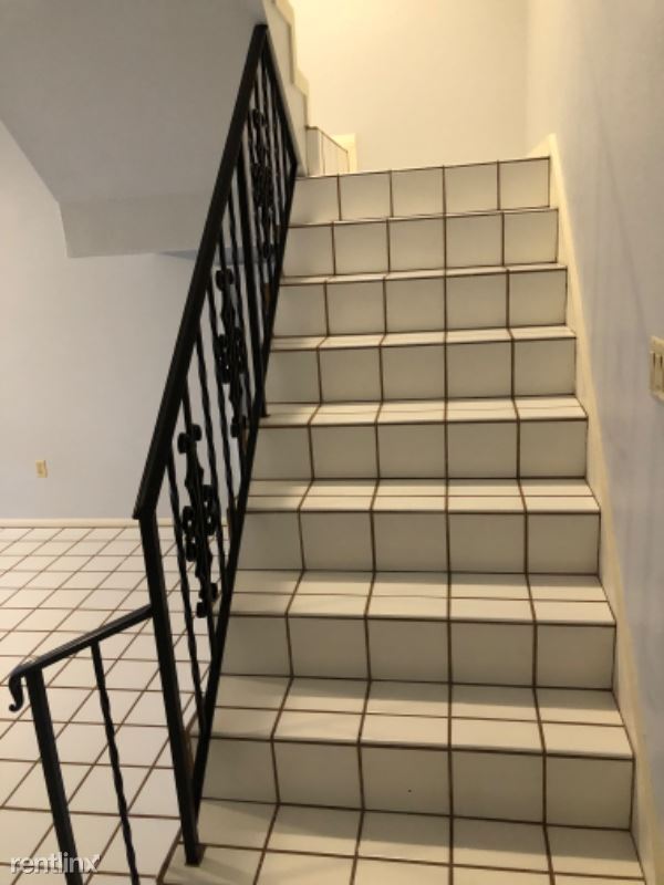 Building Photo - 3 br, 2.5 bath Townhome - 5214 S MONACO DR.