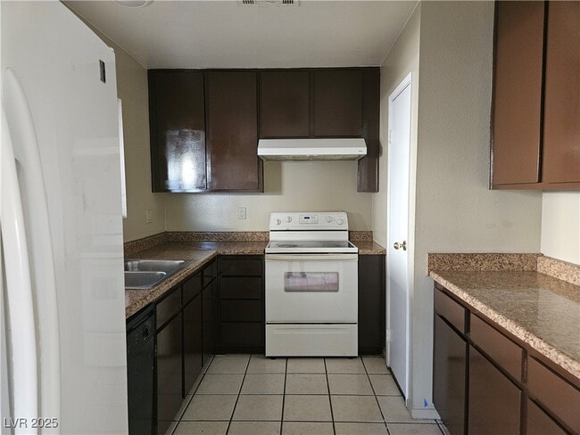 Building Photo - 6226 Don Gaspar Ave