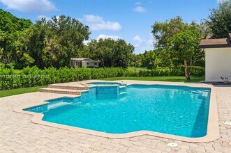 Building Photo - 801 S Miami Ave