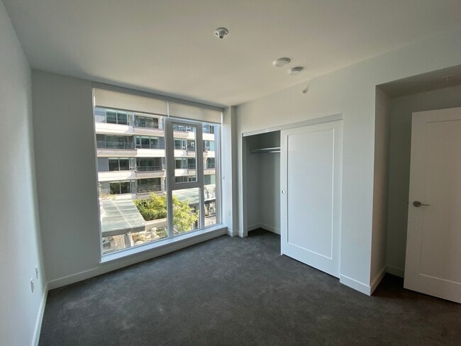 Building Photo - 3200 Corvette Way