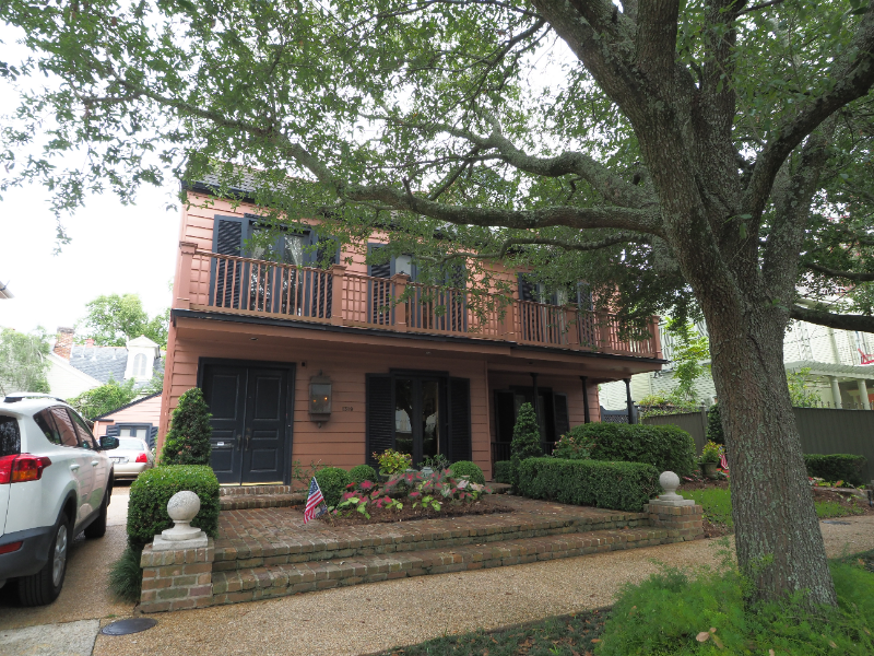 Primary Photo - 1319 Valence St