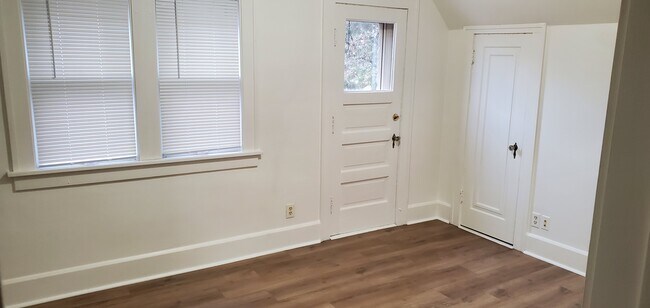 Bedroom view 2 - 1423 Isabelle Ave