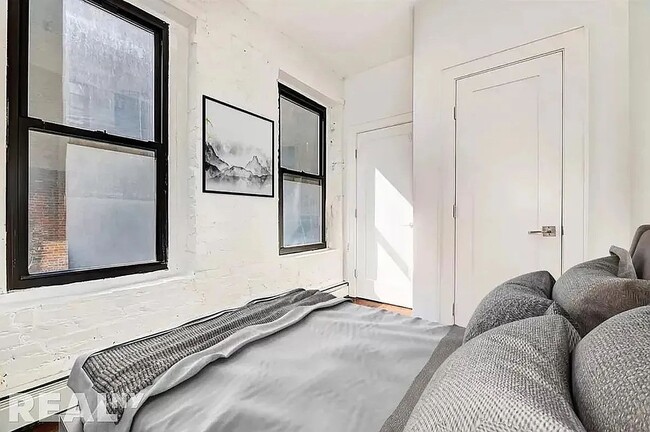 Building Photo - 198 Rivington Street