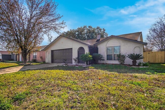 Building Photo - 4909 Meadow Pl Dr