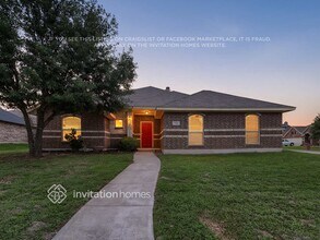 Building Photo - 2029 Bay Laurel Dr