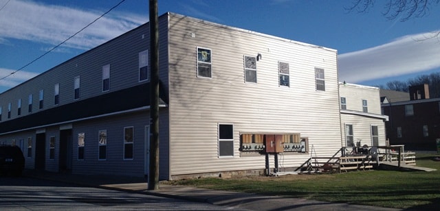 Primary Photo - 280 N Commerce Ave