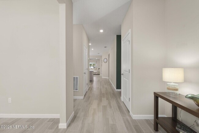 Foto del edificio - 7937 Garlic Clove Ln