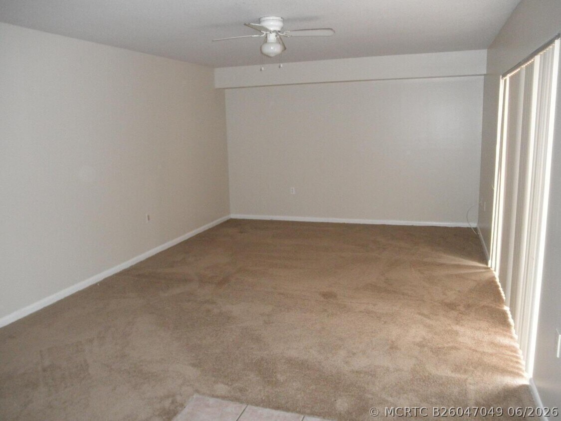 Building Photo - 731 Mill Valley Pl