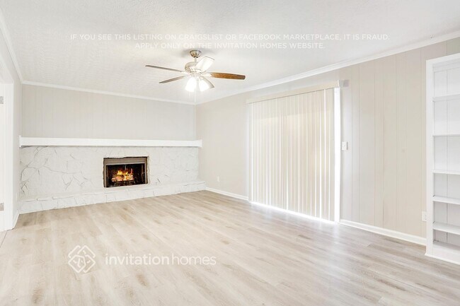 Foto del edificio - 488 Pineburr Ln