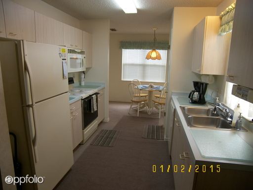 Building Photo - 1503 Hillcrest Dr