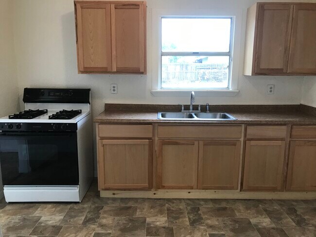 Foto del edificio - 2127 B St