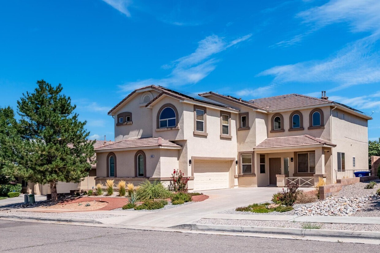 Primary Photo - 10532 Coyote Canyon Pl NW