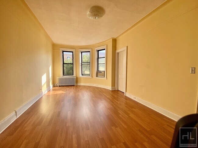Building Photo - MADISON STREET / Ridgewood