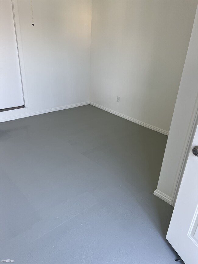 Building Photo - 1 br, 1 bath House - 15396 El Camino Avenue