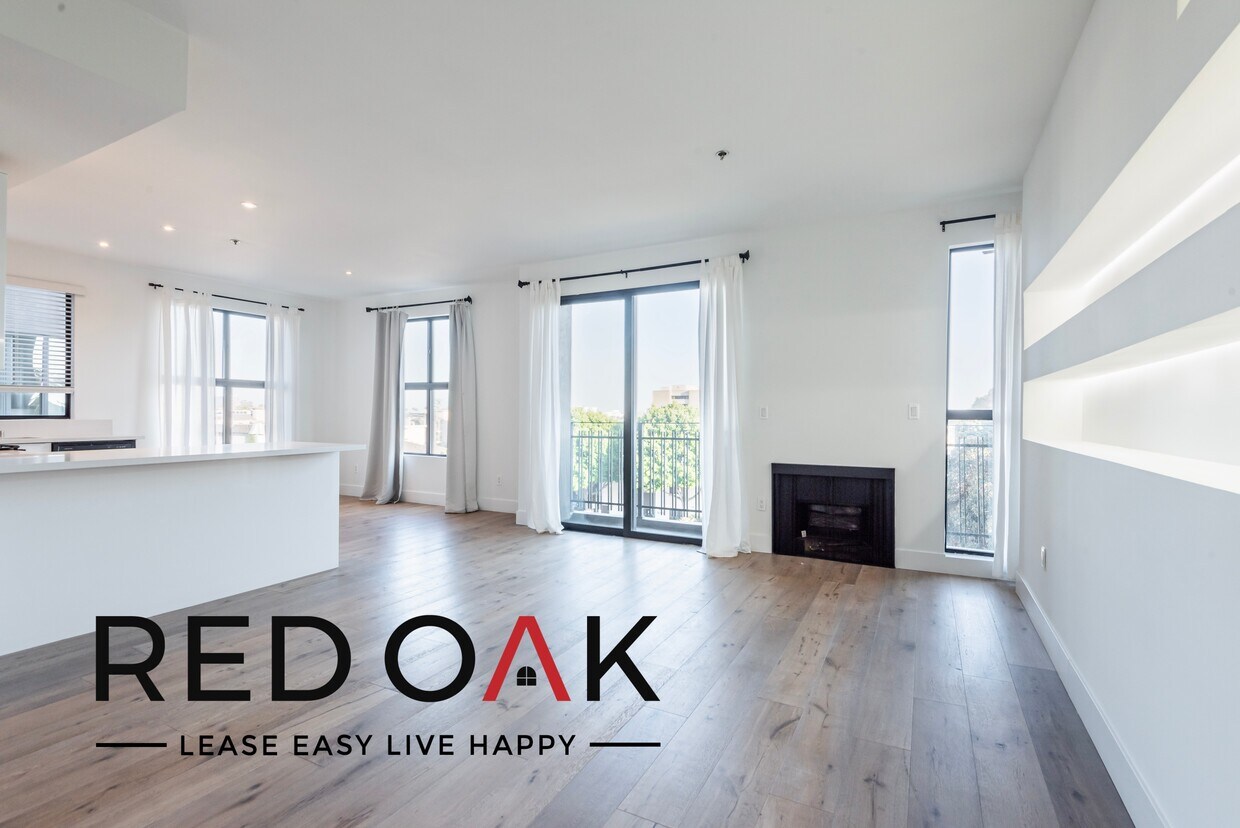 Primary Photo - Stunning Two Bedroom with Contemporary Fea...
