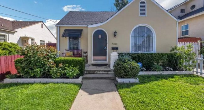 Foto del edificio - 5230 15th Ave
